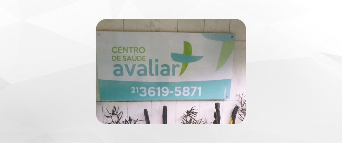 Impressão e Instalação de Adesivos Vinil e Micro Perfurado em Maricá, Niterói, São Gonçalo, Itaboraí e RJ
